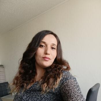 Nanny in Le Blanc-Mesnil: Yasmina