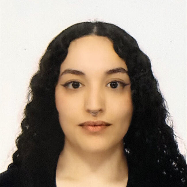 Canguro en Madrid: Ikram