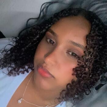 Babá em Itapevi: Stephani