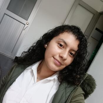 Babysitter in Bogotá: Valentina