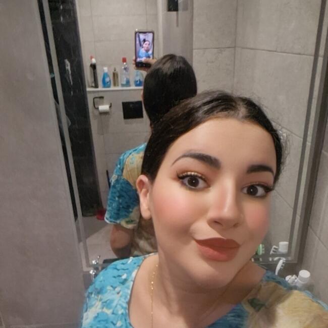 Babysitter in Cavaillon: Farida