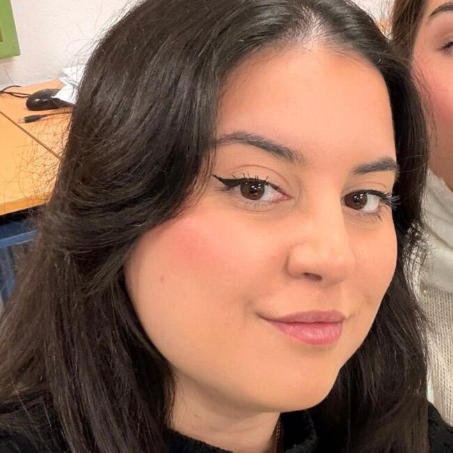 Babysitter in Seville: Ana