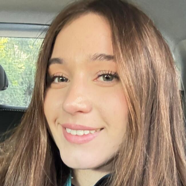 Babysitter in Biguaçu: Maria eduarda