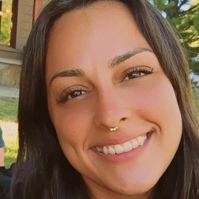 Babysitter in Buenos Aires: Ariana Belen