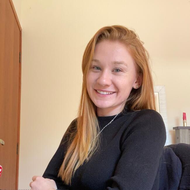 Babysitter in Curitiba: Larissa