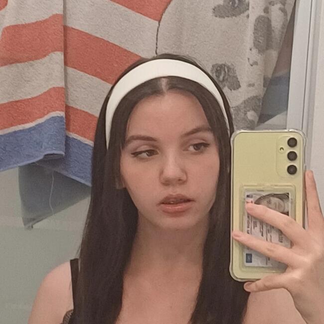 Babysitter in Dax: Océane