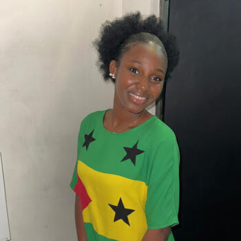 Offre d'emploi pour assistante maternelle à Vila Franca de Xira: job de garde d'enfants Suzana