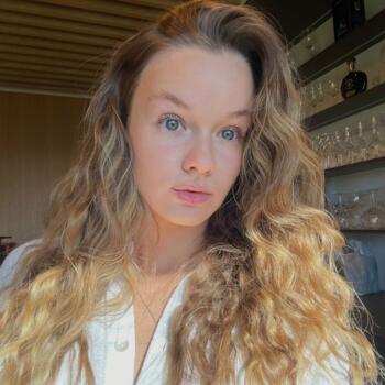 Babysitter in Veszprém: Nóra