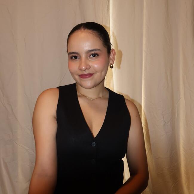 Nanny in Gold Coast: Laura Paola