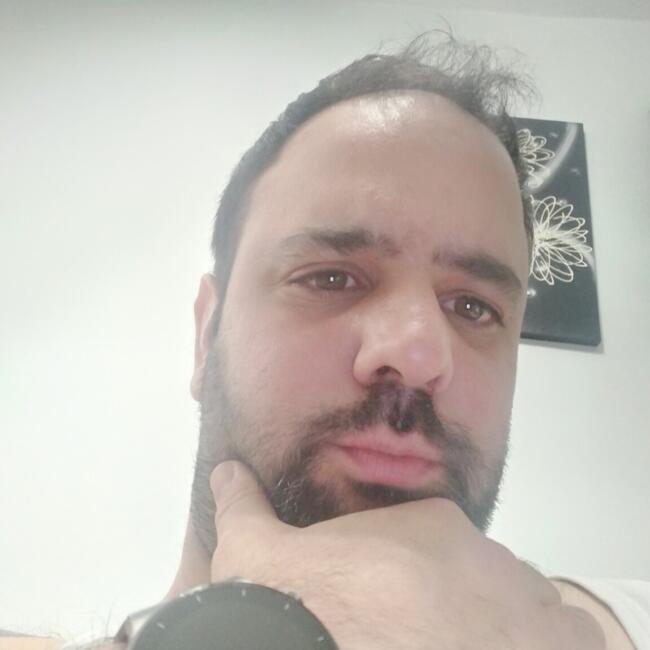 Babysitting job in Keratsini: ΜΙΧΑΛΗΣ