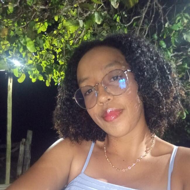 Babysitter in Curitiba: Caroane