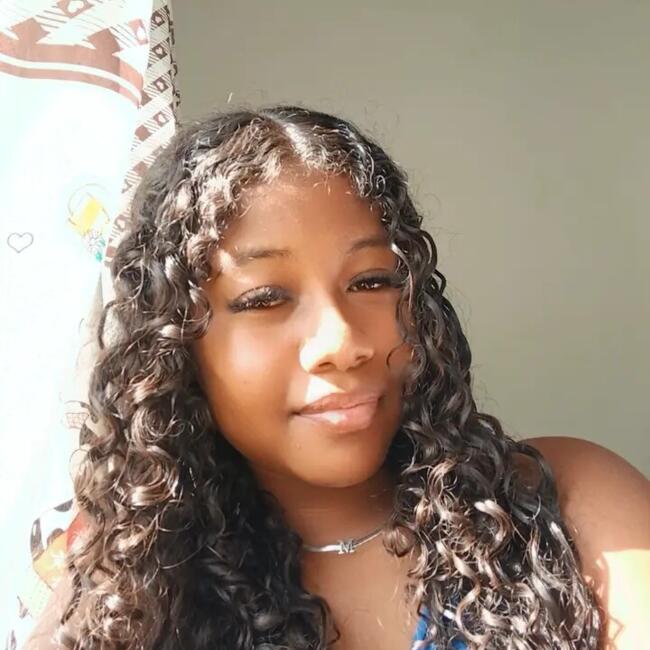 Babá em Guaramirim: Nicolly