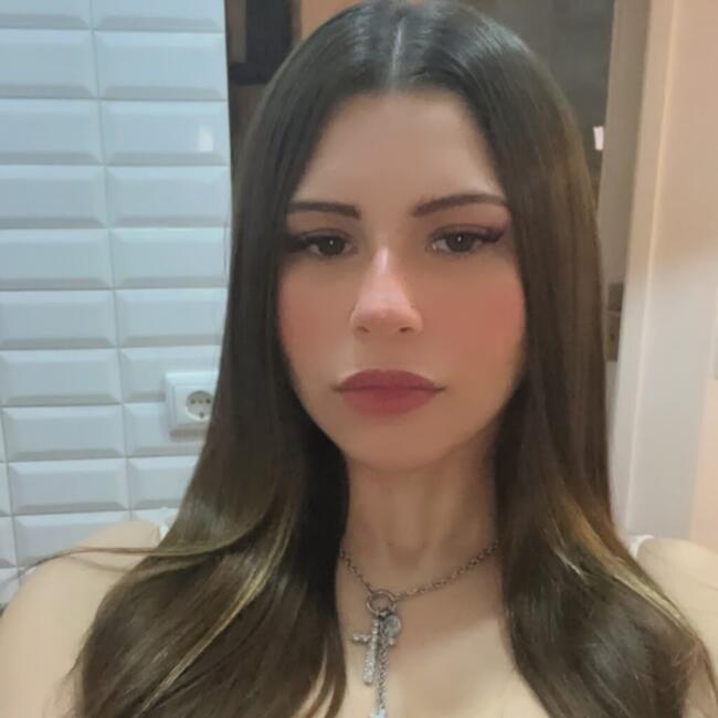 Babysitter in Porto: Andreza