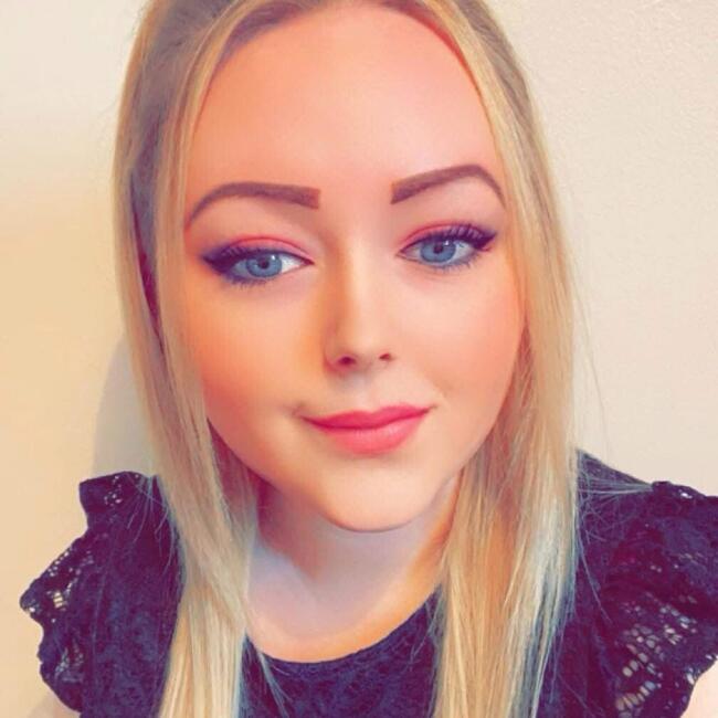 Babysitter in Swindon: Treasa