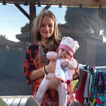 Baby-sitter in Sanem: Joye