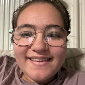 Babysitter in Écully: Shaïna