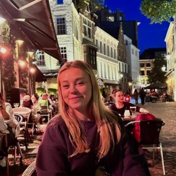 Barnvakt i Oostende: Nicky