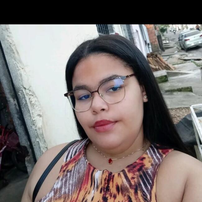 Babysitter in Aracaju: Suellen