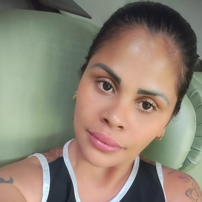Babysitter in Belo Horizonte: Elizinay