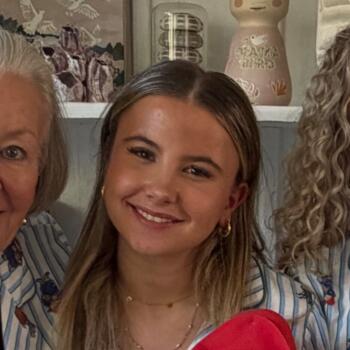 Babysitter in Sydney: Poppy
