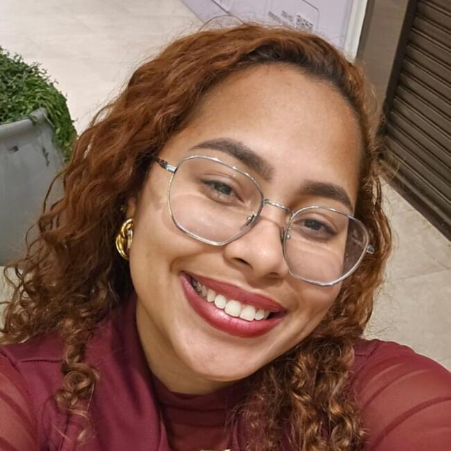 Babá em Ibirité: Rebeca