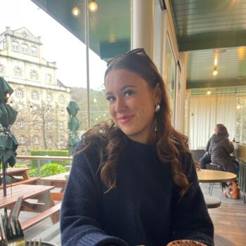 Babysitter in Gold Coast: Luiza