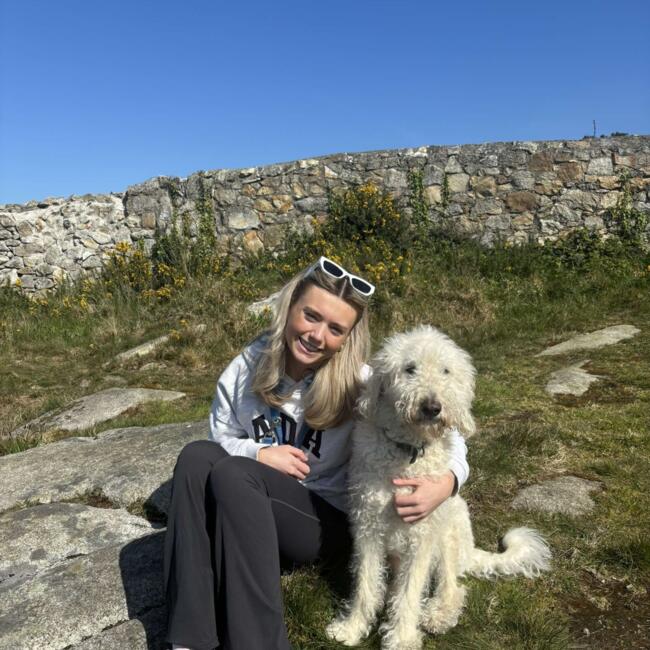 Babysitter in Dublin: Julie