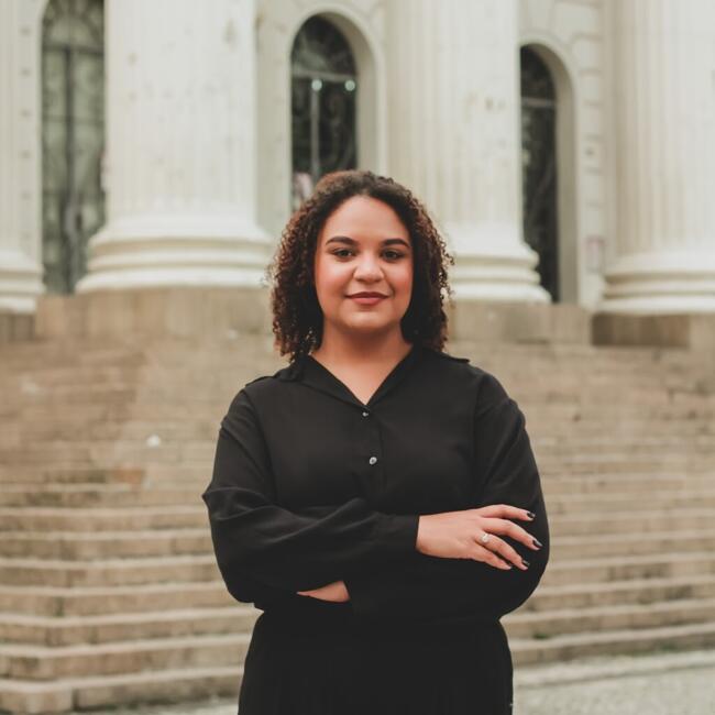 Babysitter in Curitiba: Gabrielle