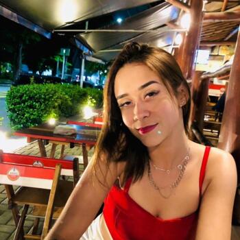 Babysitting job in Pindamonhangaba: babysitting job Bruna