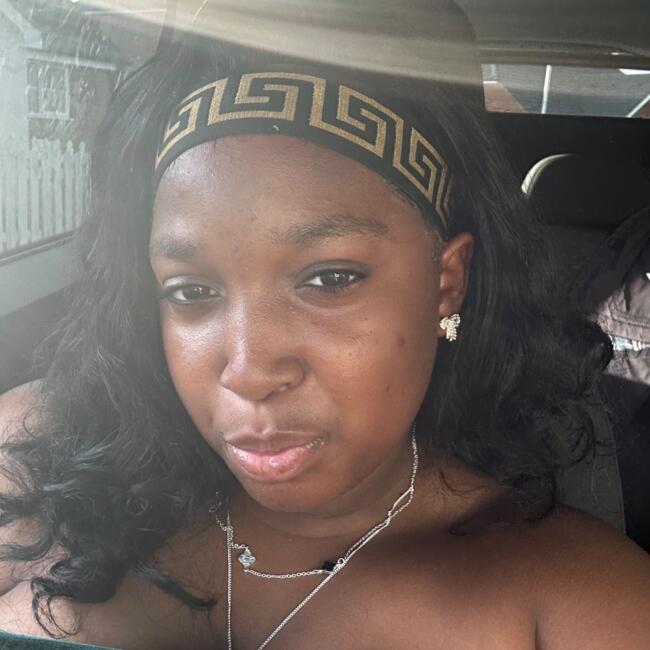 Babysitter in Bedford: Serena