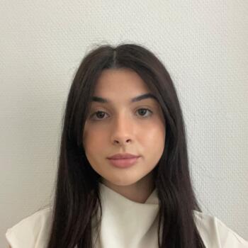 Babysitter in Nice: Caroline