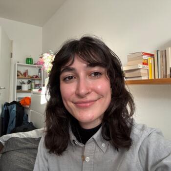 Babysitter in Vienna: Nazanin