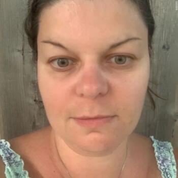 Baby-sitter Burnaby: Marina 