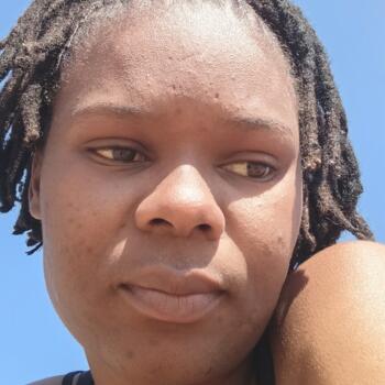 Nanny Newcastle: Thembisile