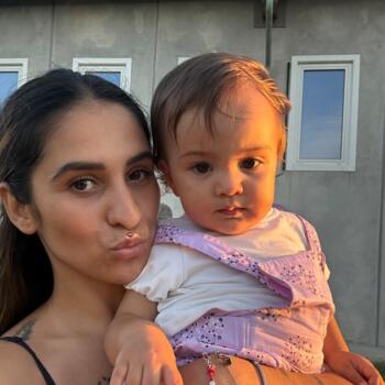 Lavoro per babysitter a Bellaria-Igea Marina: lavoro per babysitter Emanuela