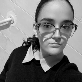 Babysitter in Bonneval: Margaux