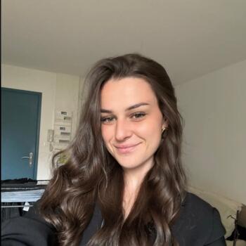 Baby-sitter Figeac: Lara