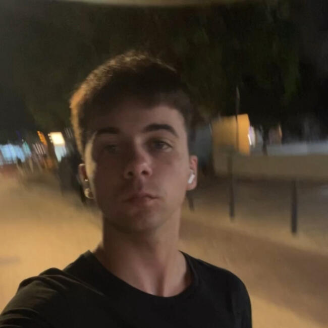 Niñera en Nazaré: Bruno