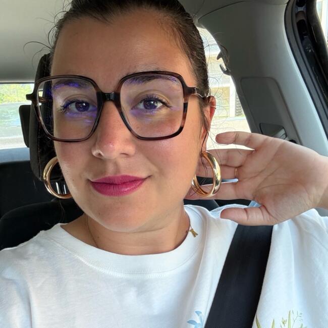 Babysitter in Saint-Sever: Clémence