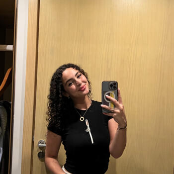 Babysitter in Durham: Ines