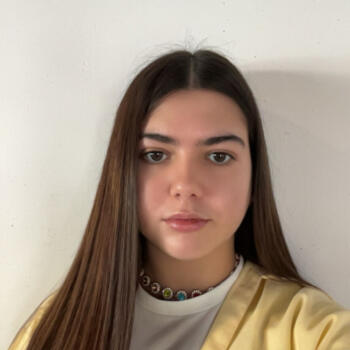 Babysitter in Andancette: Beatriz