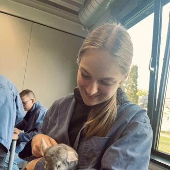 Babysitter Echteld: Cathlijne