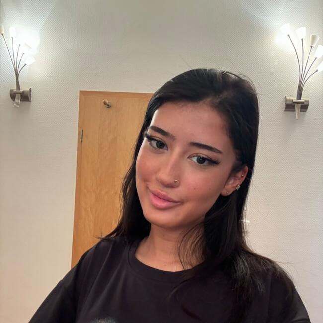 Babysitter in Duisburg: Zehra