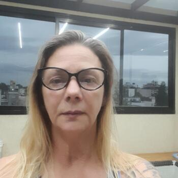 Niñera en Caseros (Buenos Aires): Karen moraes