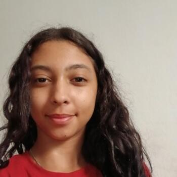 Babysitter in Cotia: Brenda