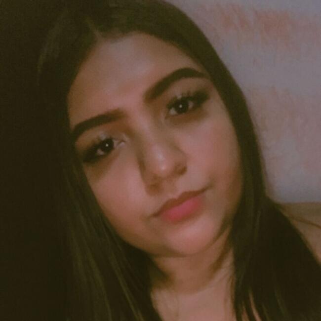 Niñera en Progreso: Yuri