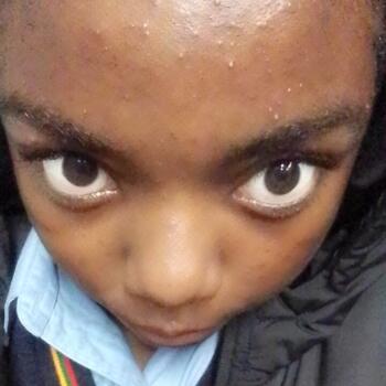 Babysitter Melbourne: Chantal