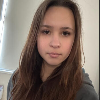 Babysitter Auckland: Daria