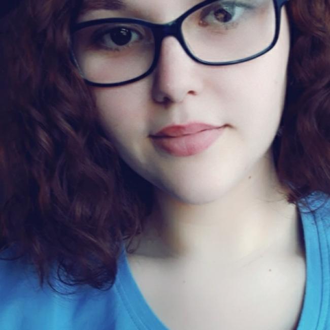 Baby-sitter in Anderlues: Amandine