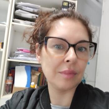 Babysitter in Frederico Westphalen: Denise